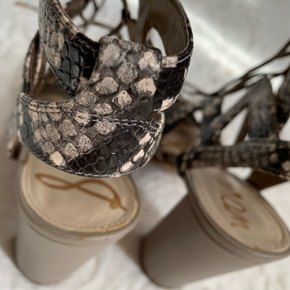 Sandals 👡 - Picture 3 of 16